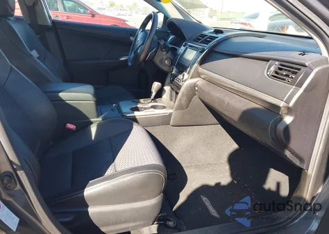 2012 Toyota Camry Se z USA, uszkodzony, nr VIN 4T1BF1FK1CU098700